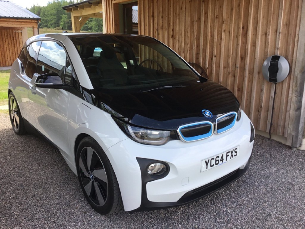 View BMW I3 E DRIVE AUTO RANGE EXTENDER 60Ah 170ps HYBRID EV