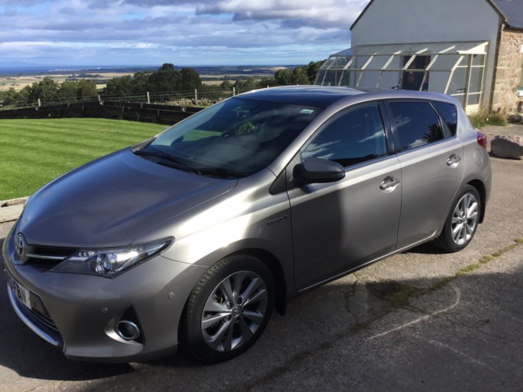 View TOYOTA AURIS 1.8 VVT-i CVT EXCEL 5 DOOR HATCHBACK HYBRID ELECTRIC VEHICLE