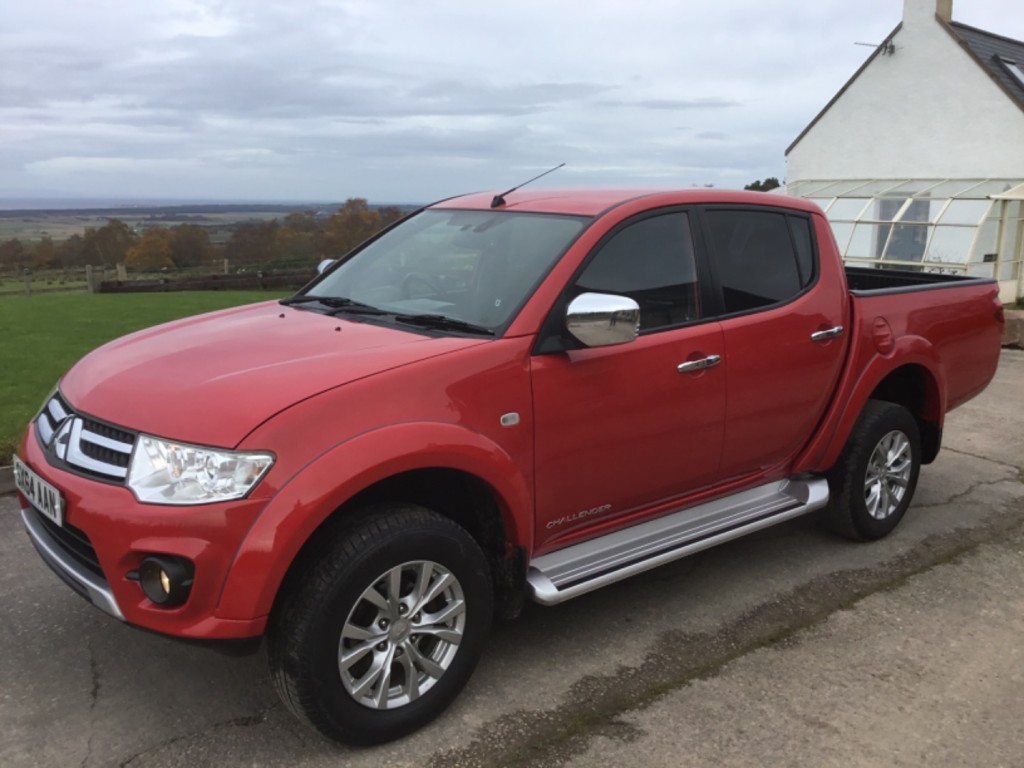 View MITSUBISHI L200 2.5ltr DI-D 4X4 CHALLENGER LWB DOUBLE CAB PICK UP 131ps