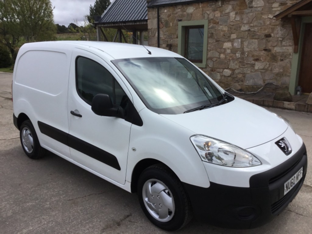 View PEUGEOT PARTNER 1.6 HDI S L1 850 SWB PANEL VAN 90ps