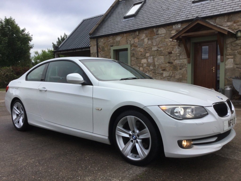 View BMW 3 SERIES 320d SE AUTO COUPE 181ps EURO 5