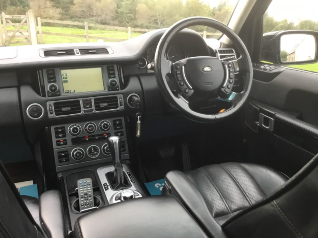 LAND ROVER RANGE ROVER