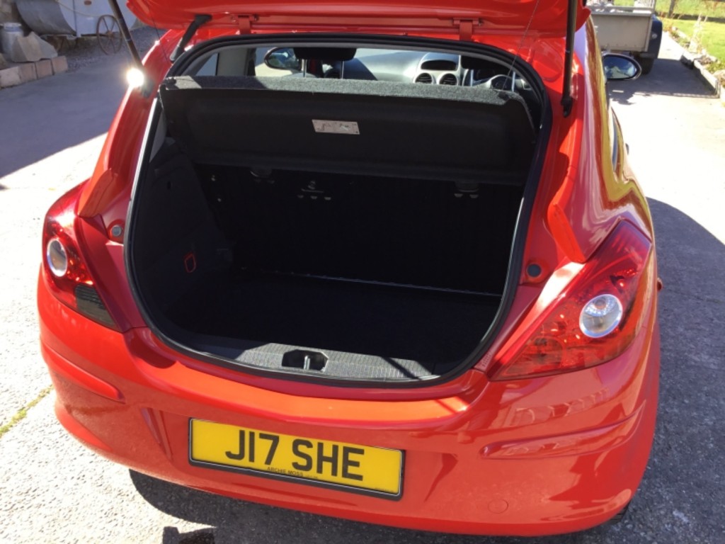 VAUXHALL CORSA
