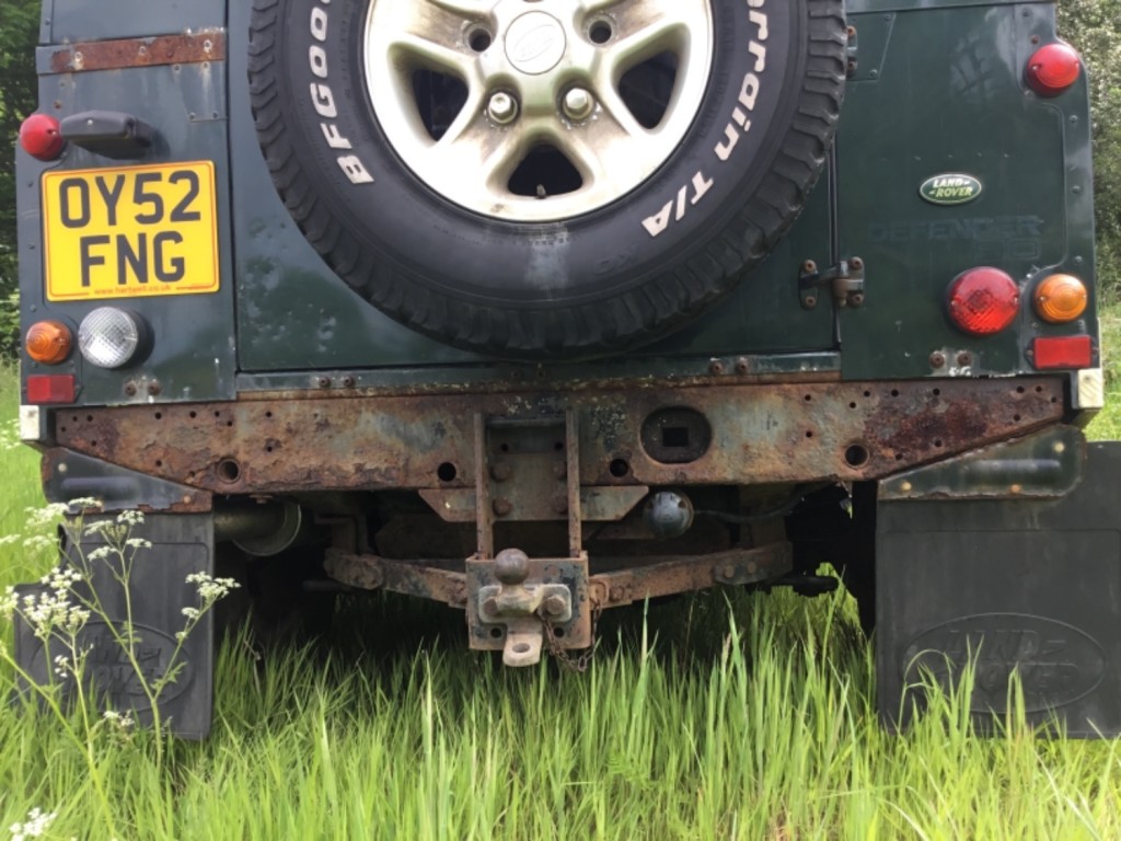 LAND ROVER DEFENDER 90