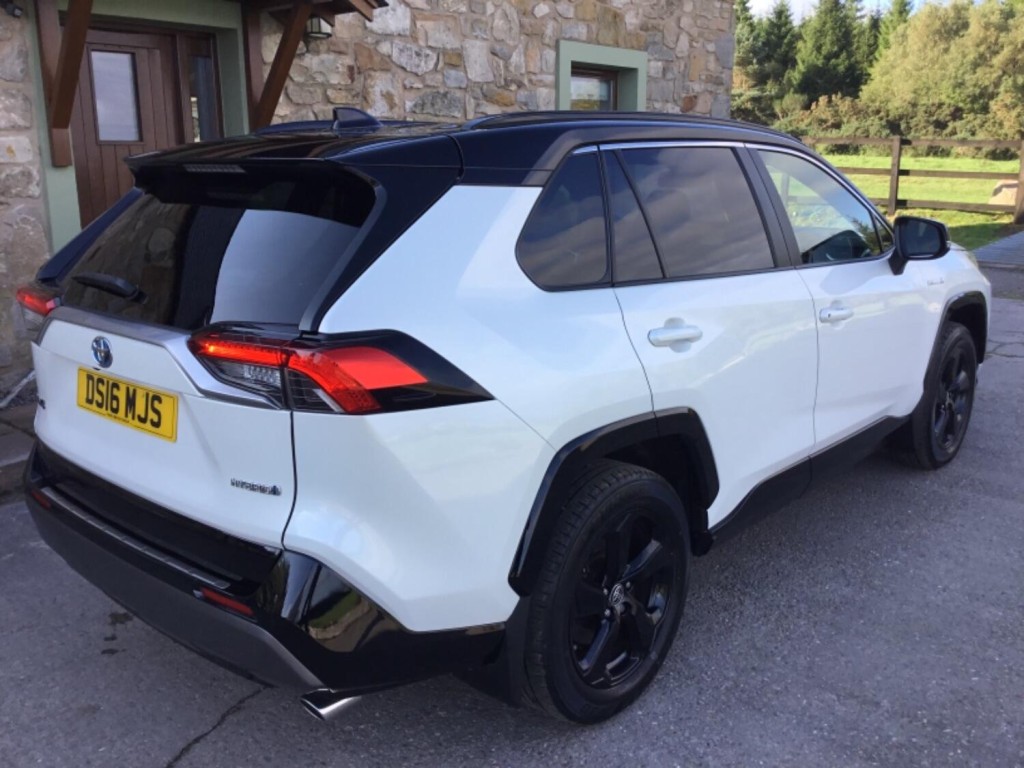 View TOYOTA RAV4 2.5ltr VVT-i DYNAMIC HYBRID EV 4WD EURO 6