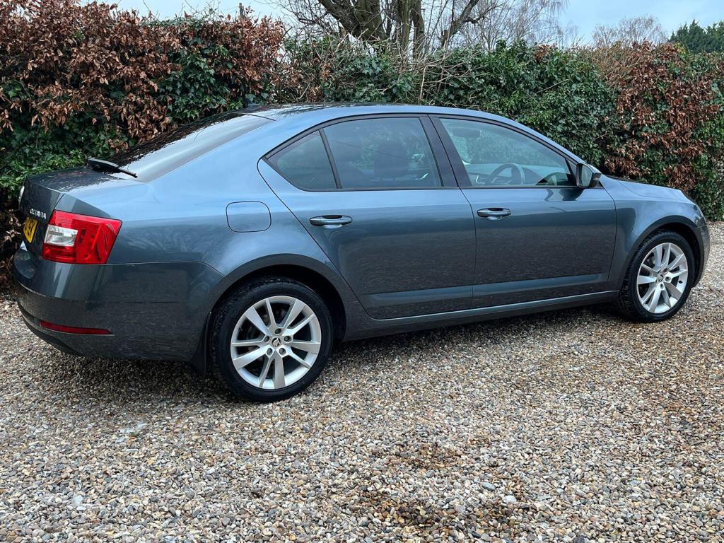 SKODA OCTAVIA