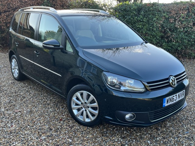 VOLKSWAGEN TOURAN 2.0 TDI Sport