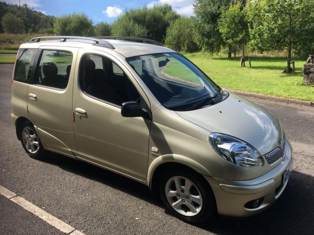 TOYOTA YARIS VERSO 1.3 VVT-i T Spirit