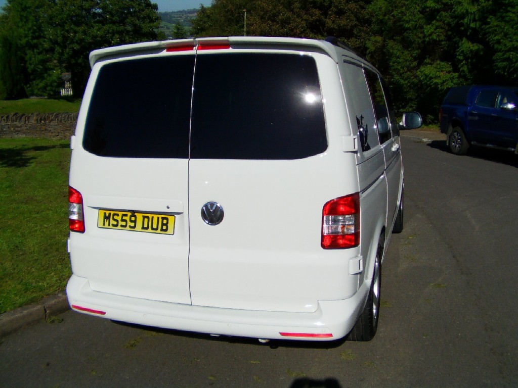 VOLKSWAGEN TRANSPORTER