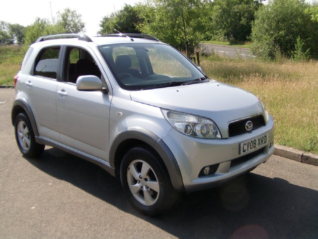 DAIHATSU TERIOS DVVT SX