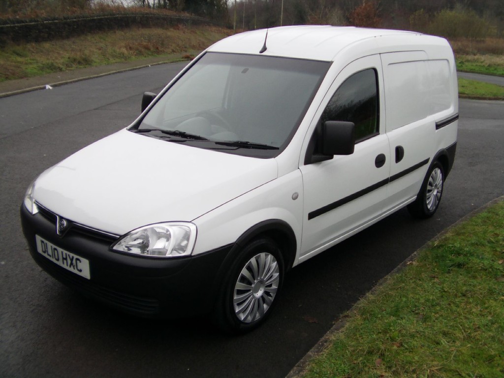 VAUXHALL COMBO