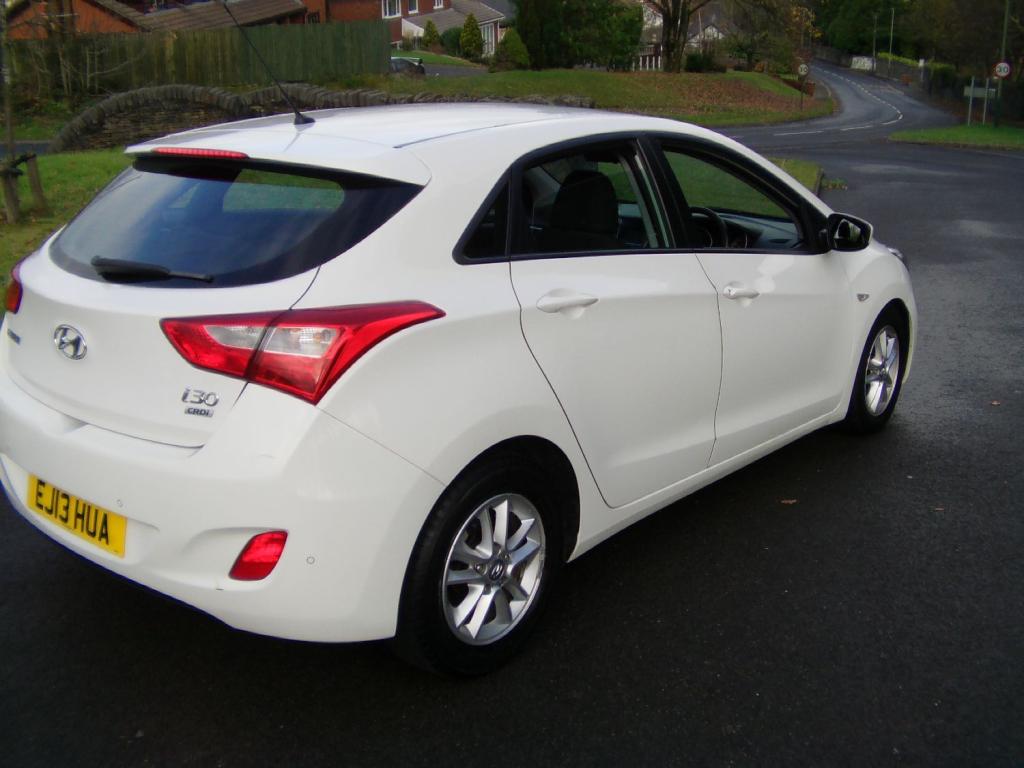 HYUNDAI I30