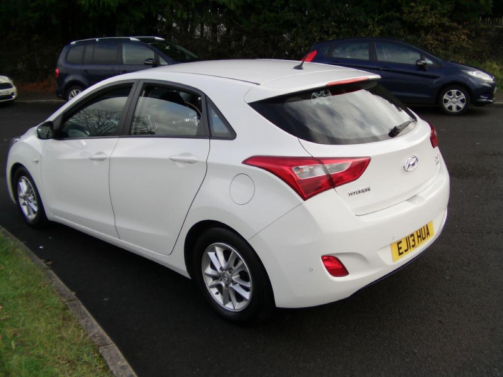 HYUNDAI I30