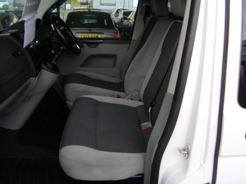 VOLKSWAGEN TRANSPORTER