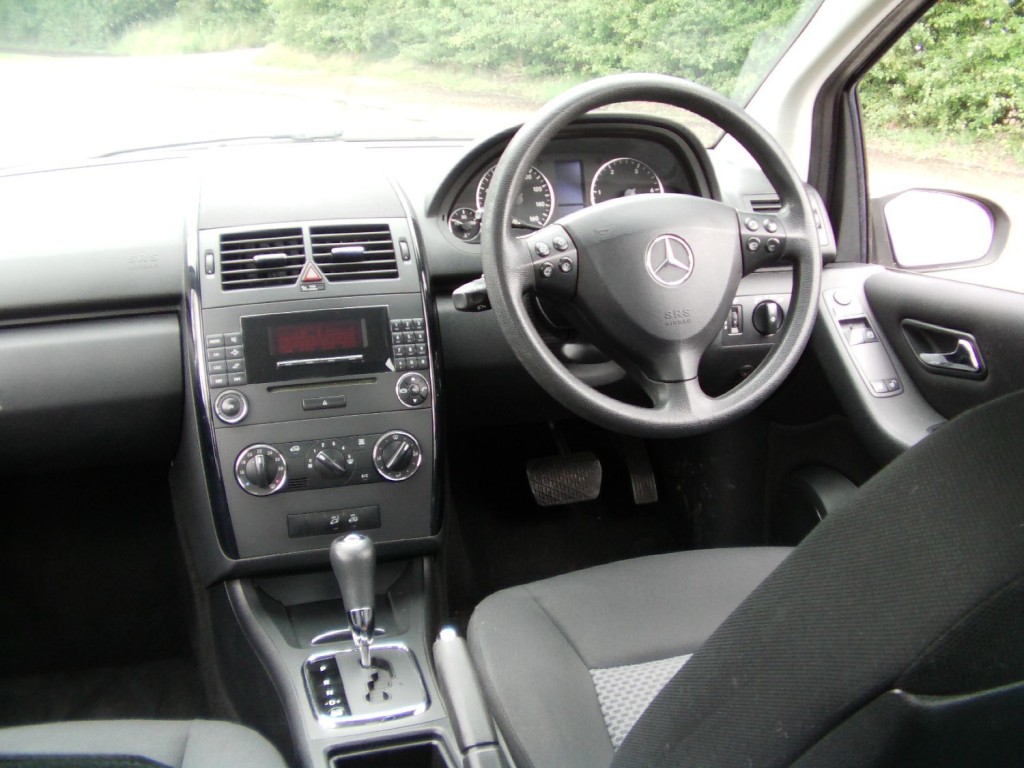 MERCEDES-BENZ A CLASS