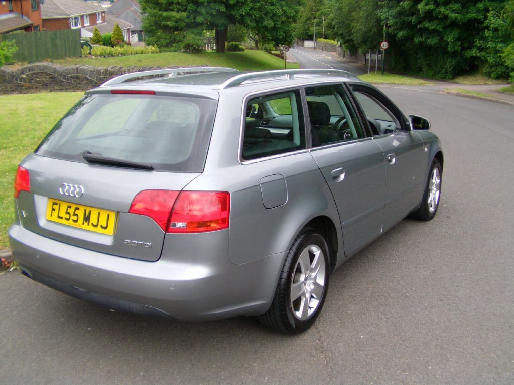 AUDI A4 AVANT