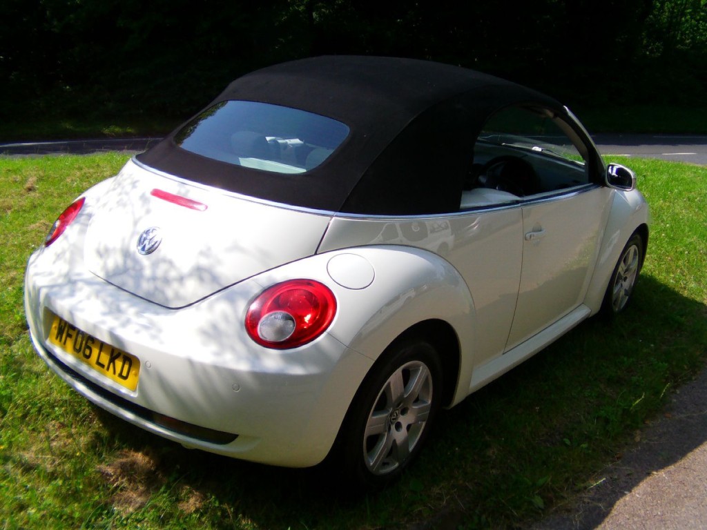VOLKSWAGEN BEETLE