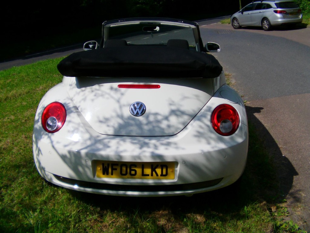 VOLKSWAGEN BEETLE