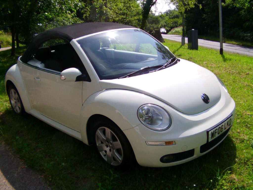 VOLKSWAGEN BEETLE