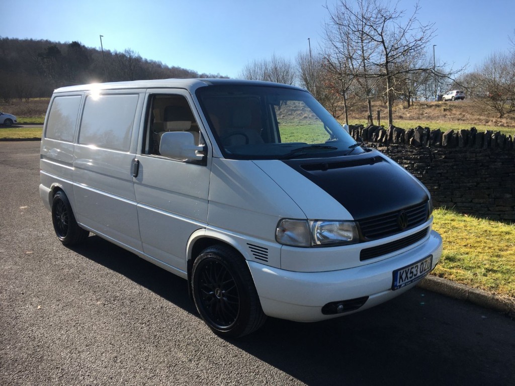 VOLKSWAGEN TRANSPORTER