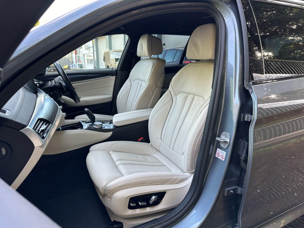 BMW 5 SERIES 520d MHT M Sport Touring Diesel Hybrid 2020