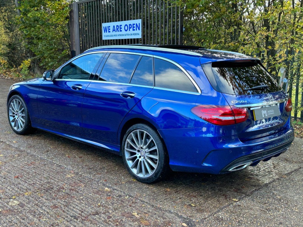 MERCEDES-BENZ C CLASS C250d AMG Line (Premium Plus) Estate 5dr G-Tronic+ 4MATIC 2016