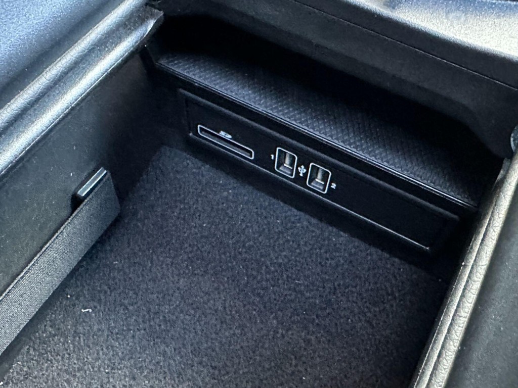 MERCEDES-BENZ C CLASS C250d AMG Line (Premium Plus) Estate 5dr G-Tronic+ 4MATIC 2016