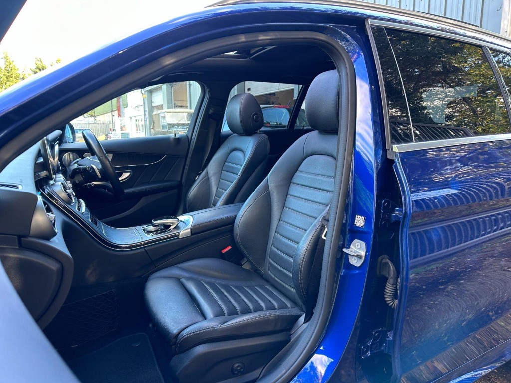 MERCEDES-BENZ C CLASS C250d AMG Line (Premium Plus) Estate 5dr G-Tronic+ 4MATIC 2016