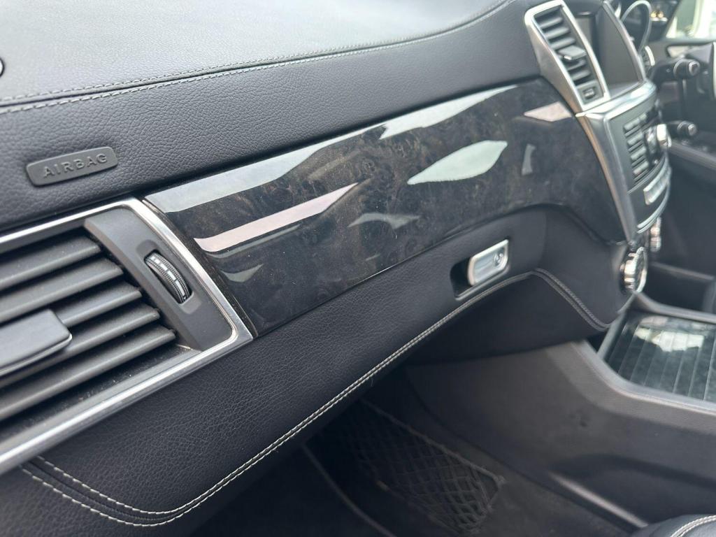 MERCEDES-BENZ M CLASS 5.5 ML63 V8 AMG  2013