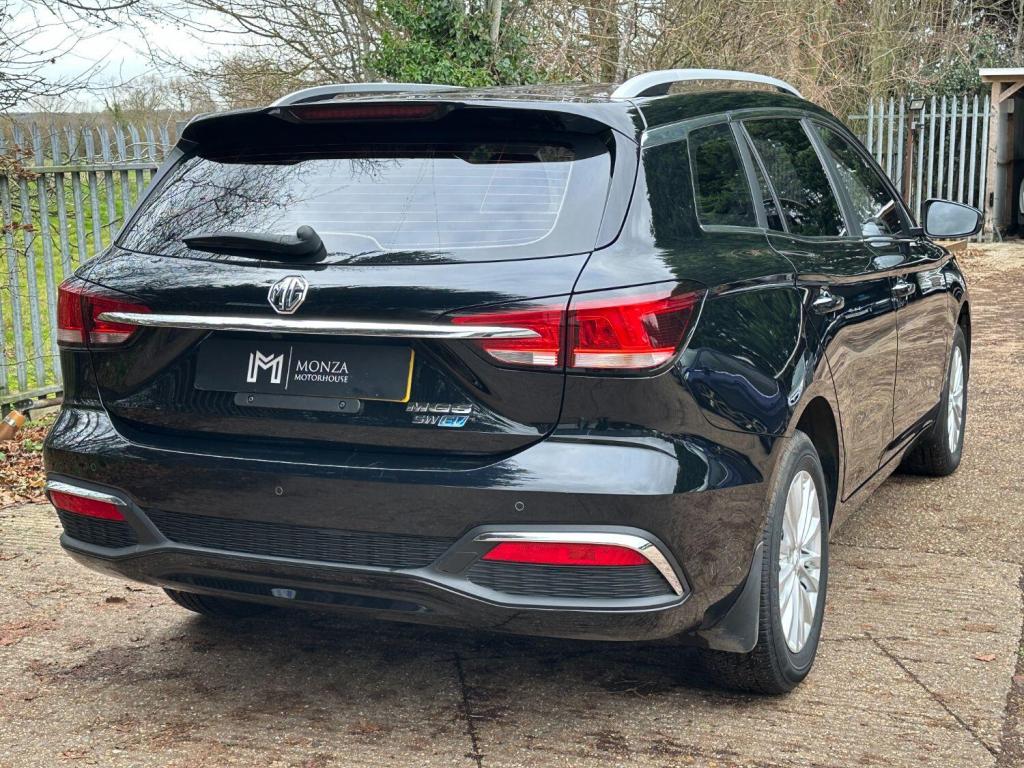 MG MG5  61.1kWh Exclusive  2022