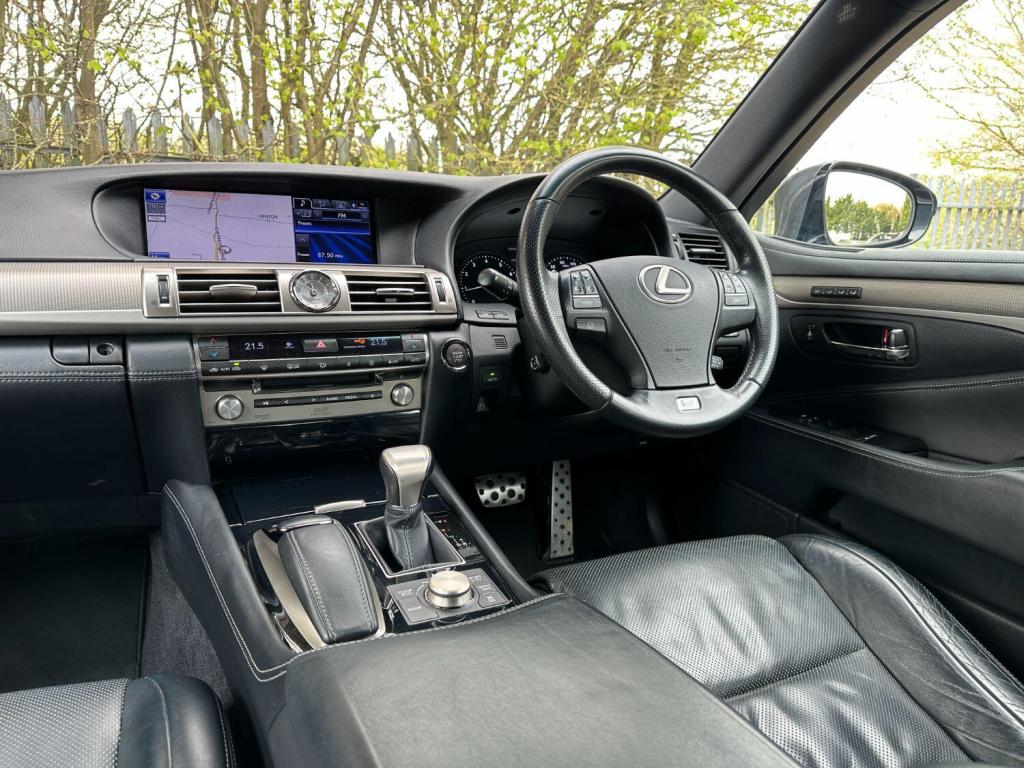 LEXUS LS 4.6 460 V8 F-Sport 2013