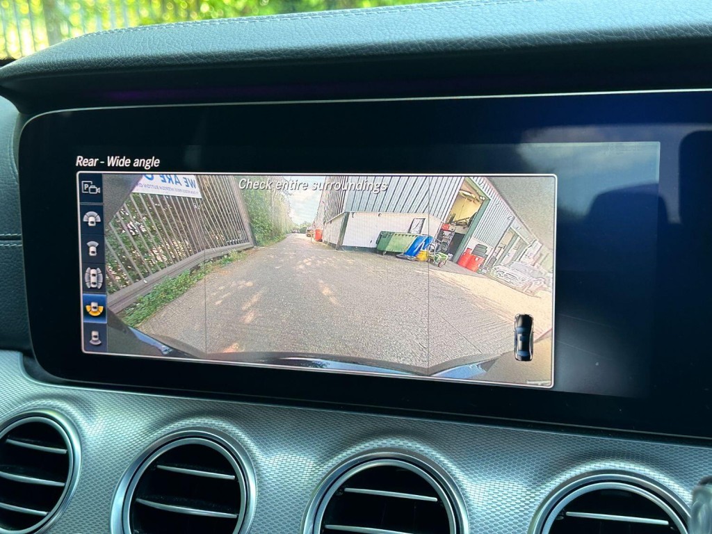 MERCEDES-BENZ E CLASS 2.0 E220d AMG Line 2018