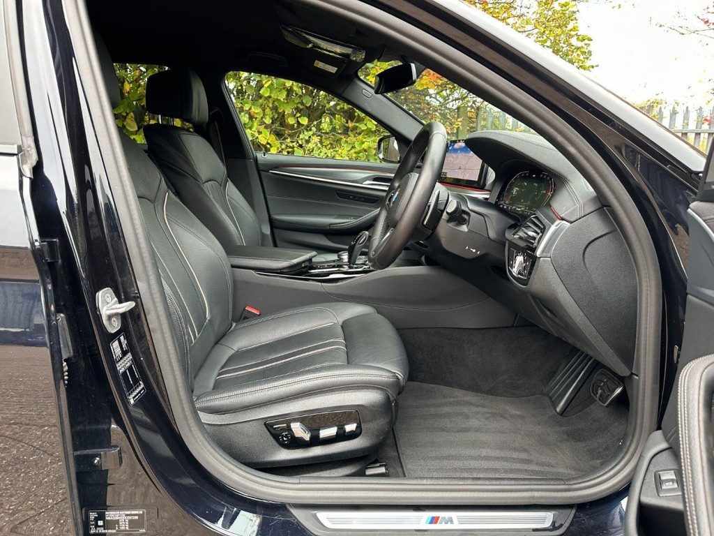 BMW 5 SERIES 2.0 520d M Sport Touring 2020