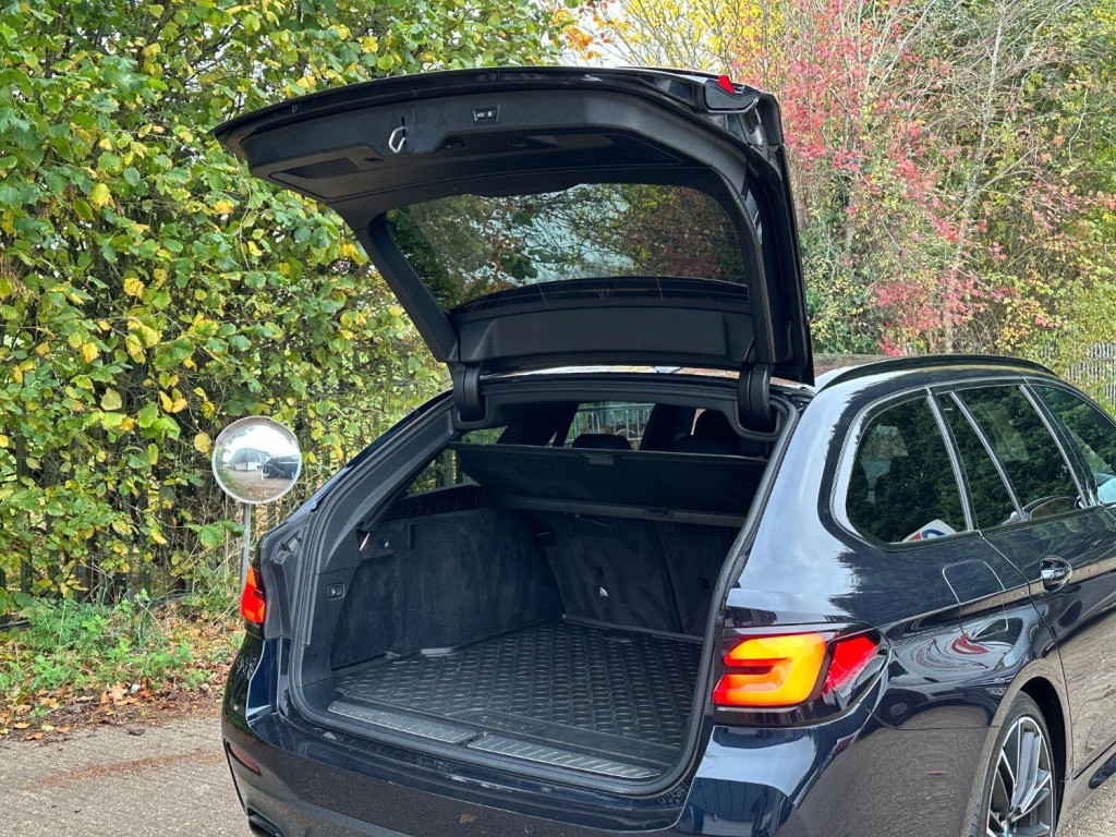 BMW 5 SERIES 2.0 520d M Sport Touring 2020