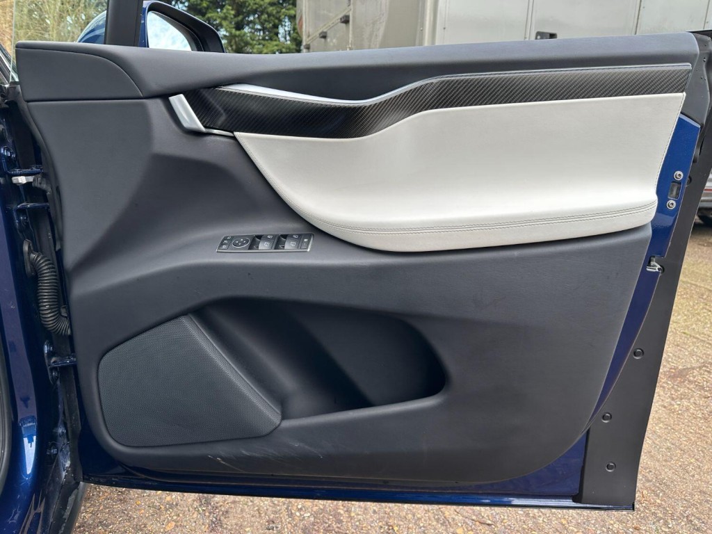 TESLA MODEL X P100DL (Dual Motor) 2017