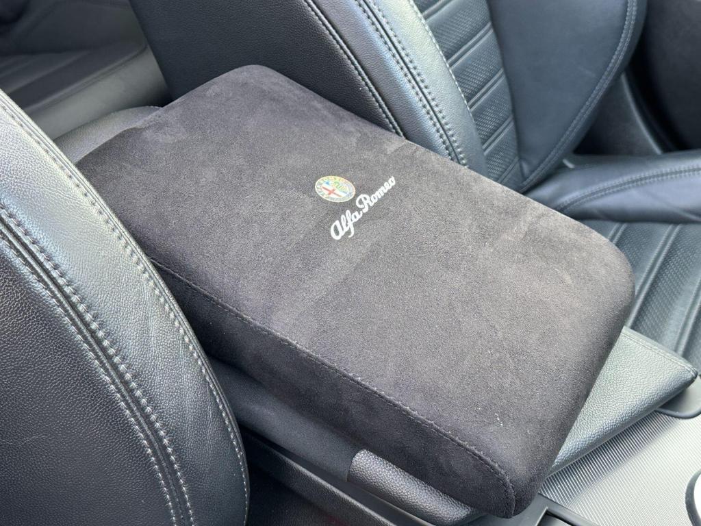 ALFA ROMEO GIULIA 2.0 2.0 Turbo petrol 280hp VELOCE 2020