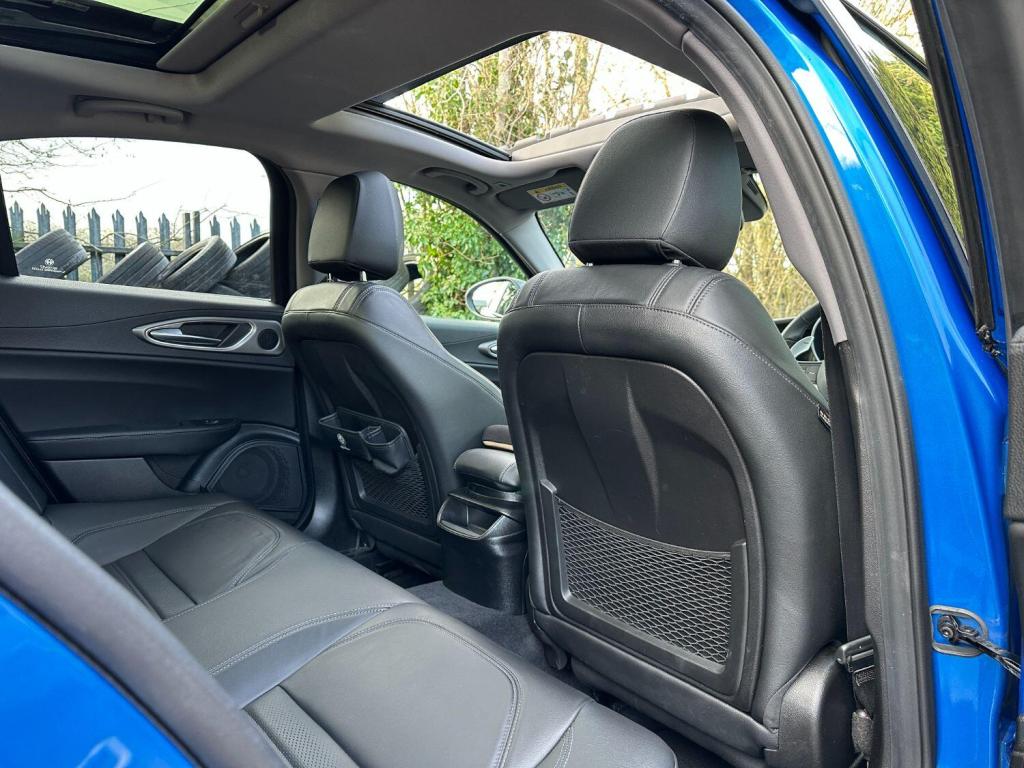 ALFA ROMEO GIULIA 2.0 2.0 Turbo petrol 280hp VELOCE 2020