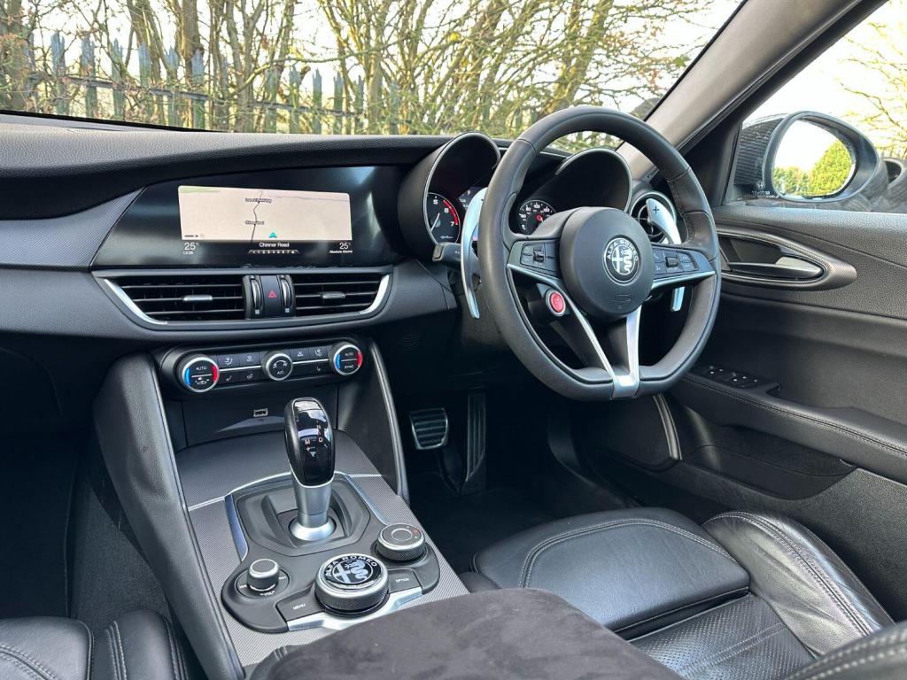 ALFA ROMEO GIULIA 2.0 2.0 Turbo petrol 280hp VELOCE 2020