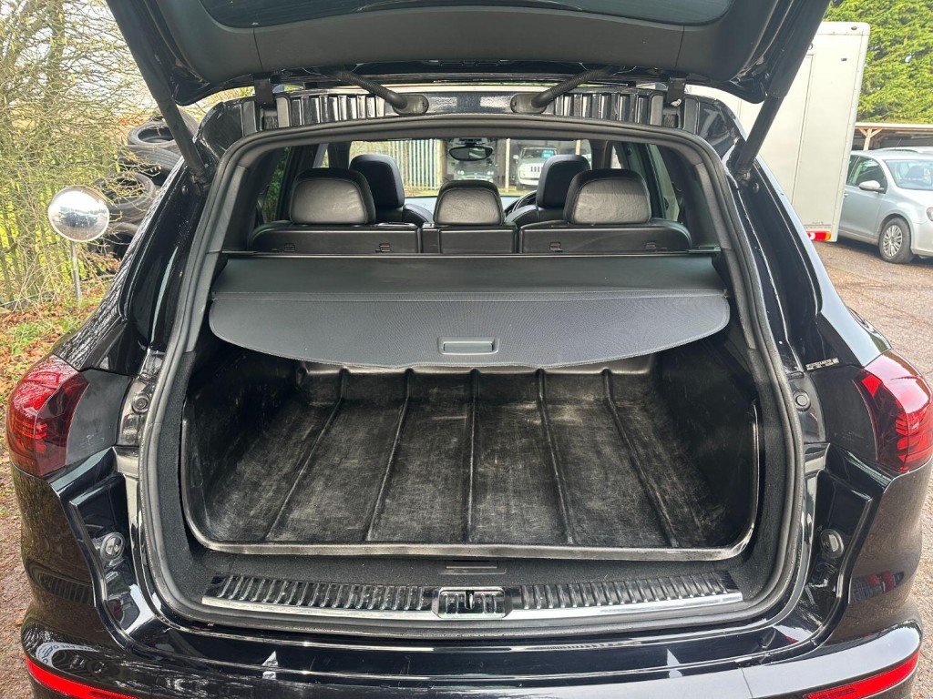 PORSCHE CAYENNE 4.2 TD V8 S Platinum Edition 2017