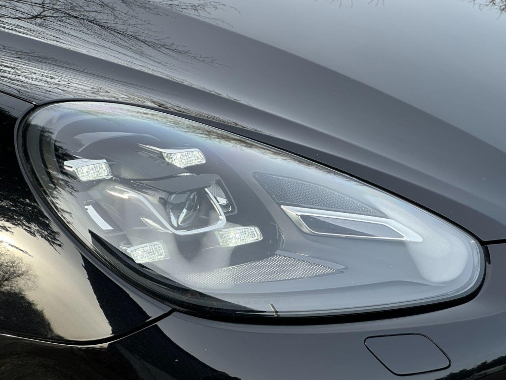 PORSCHE CAYENNE 4.2 TD V8 S Platinum Edition 2017