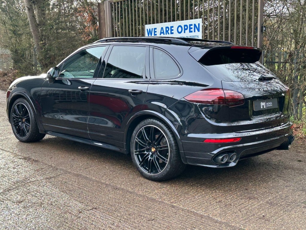 PORSCHE CAYENNE 4.2 TD V8 S Platinum Edition 2017