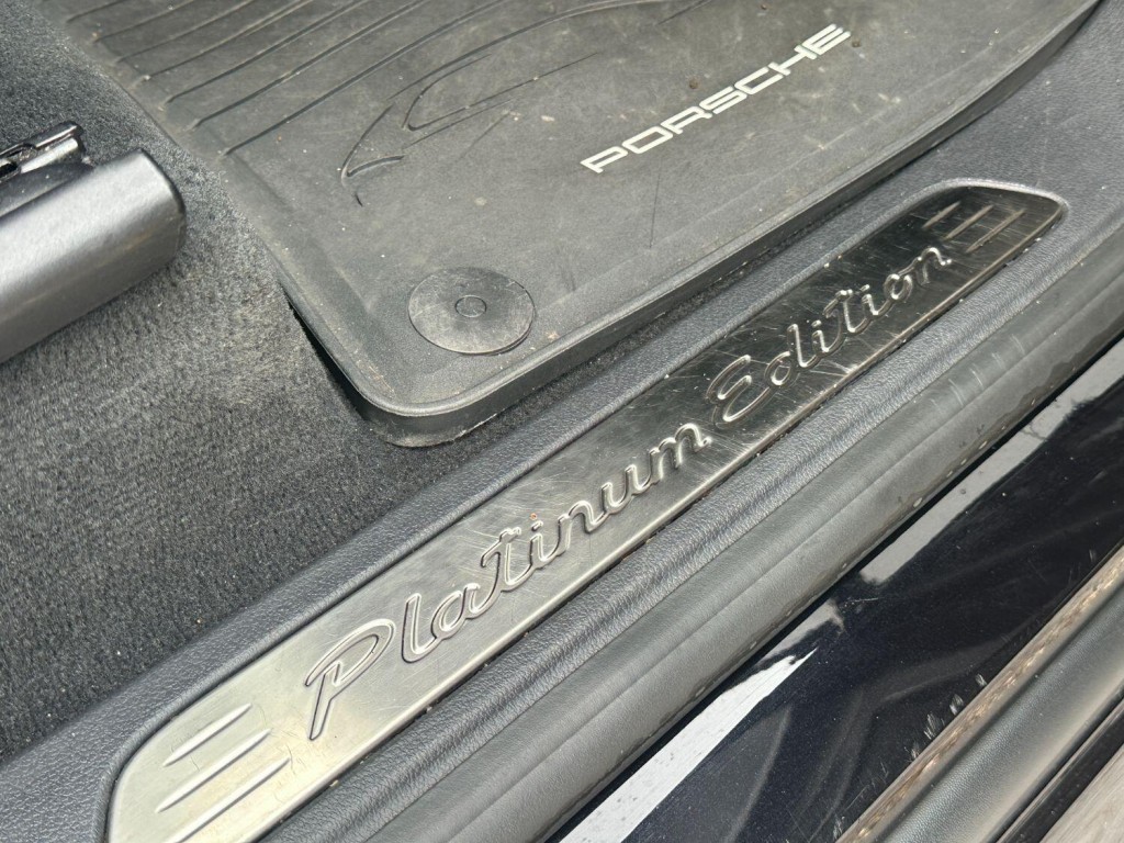 PORSCHE CAYENNE 4.2 TD V8 S Platinum Edition 2017