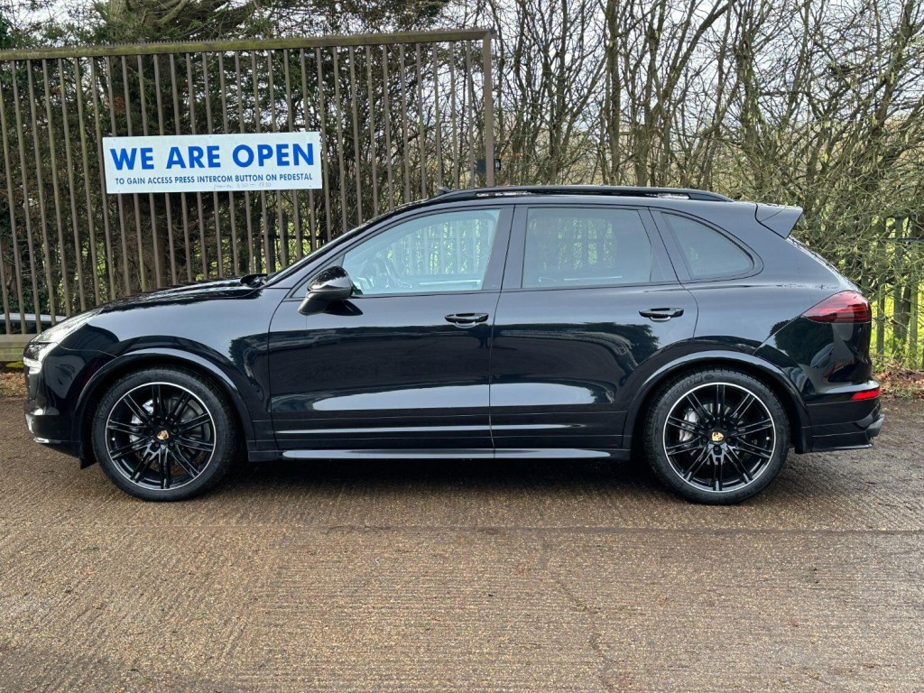 PORSCHE CAYENNE 4.2 TD V8 S Platinum Edition 2017