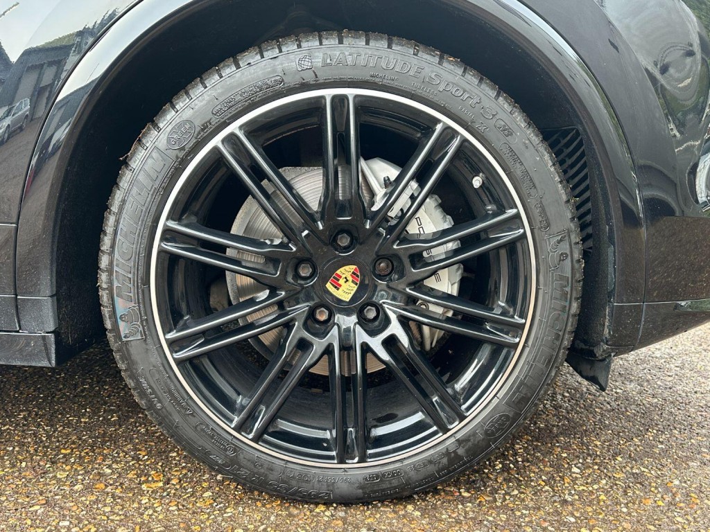 PORSCHE CAYENNE 4.2 TD V8 S Platinum Edition 2017