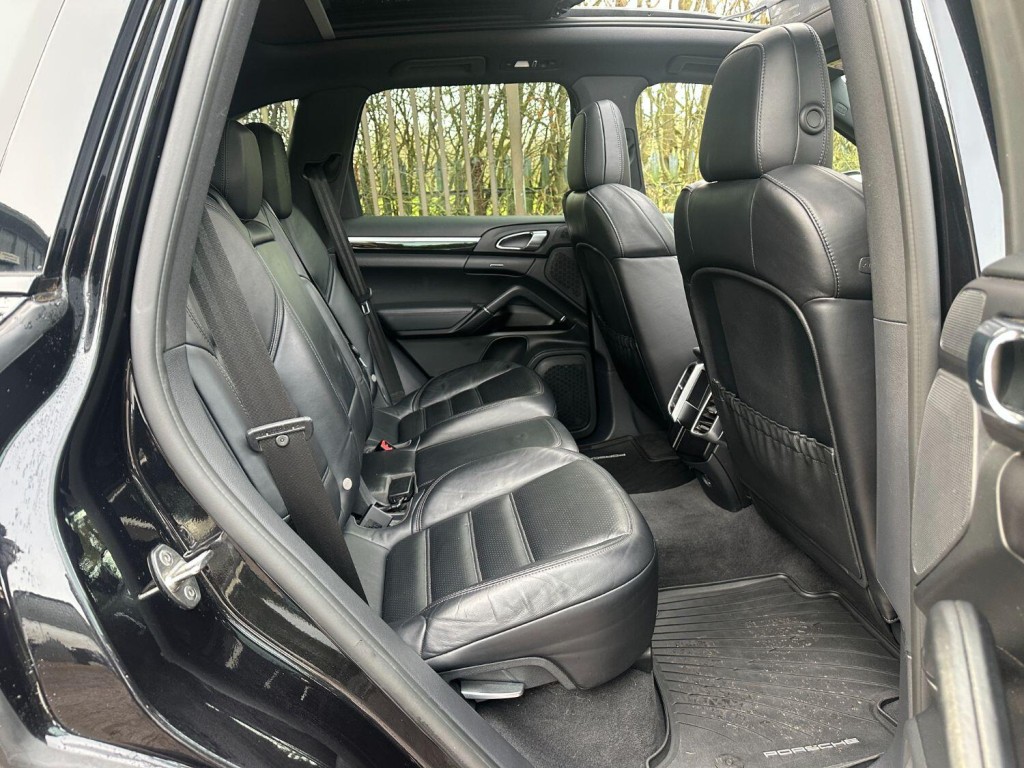 PORSCHE CAYENNE 4.2 TD V8 S Platinum Edition 2017