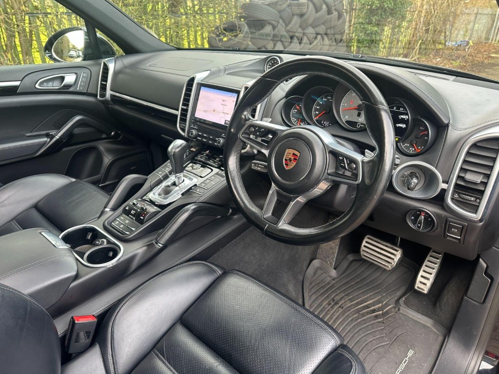 PORSCHE CAYENNE 4.2 TD V8 S Platinum Edition 2017