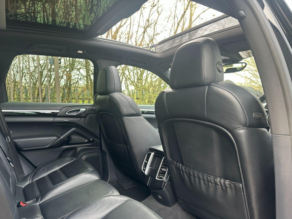 PORSCHE CAYENNE 4.2 TD V8 S Platinum Edition 2017