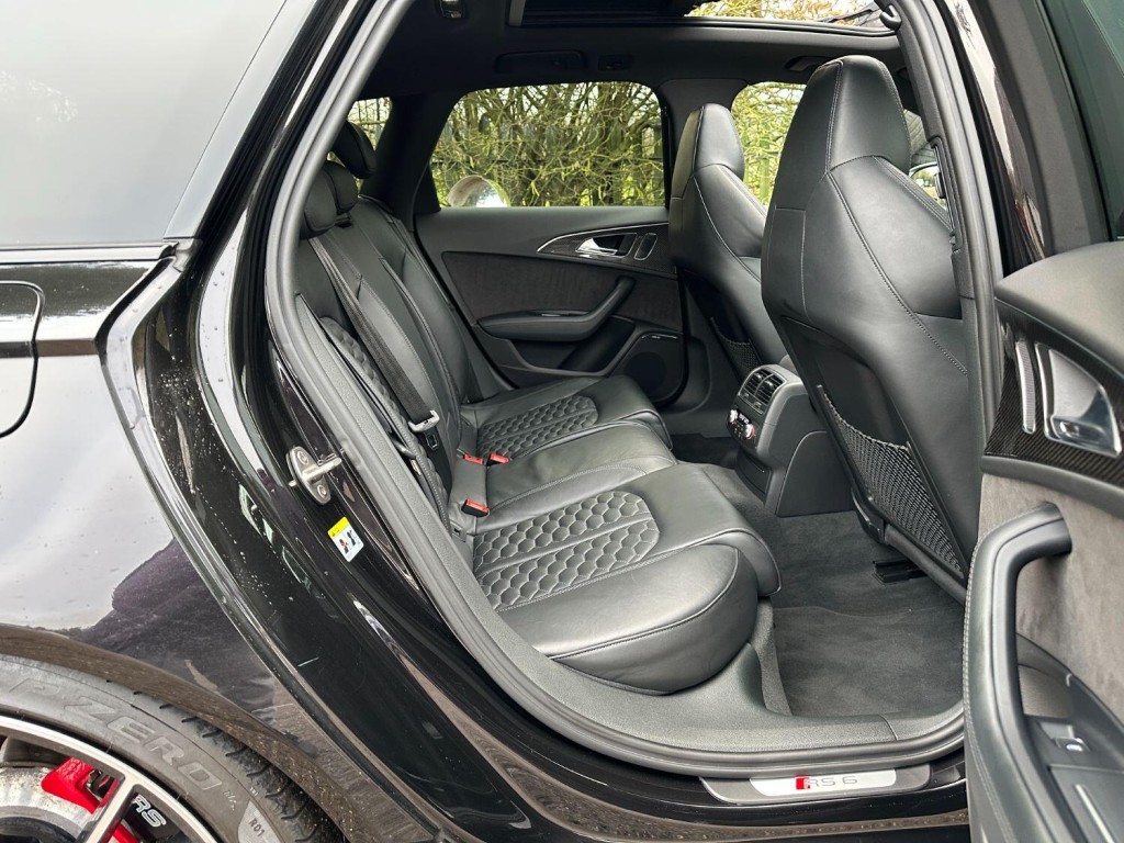 AUDI RS6 4.0 TFSI V8 Performance 2017