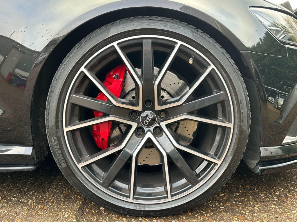 AUDI RS6 4.0 TFSI V8 Performance 2017