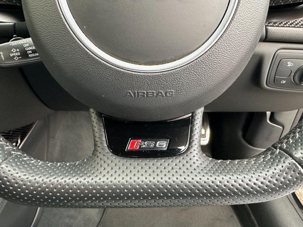 AUDI RS6 4.0 TFSI V8 Performance 2017